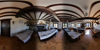 Auberge D'ahusquy food