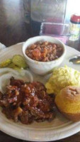 Lamar Niki's Pit Barbecue And Soul Food food