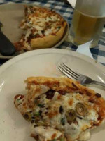 Oley's Pizza food