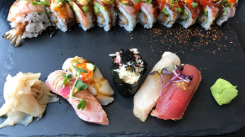 Sushi Lovers food