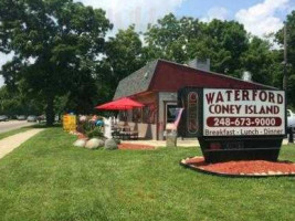 Waterford Coney Island outside