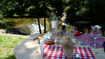 La Guinguette de l'Oree des Cevennes food