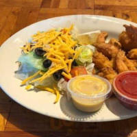 Kahuna's And Grill food