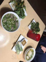 Pho Que Huong food