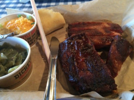 Dickey's Barbecue Pit food