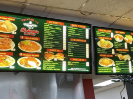 Roberto's Taco Shop Clairemont food