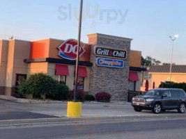 Dairy Queen outside