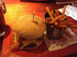 Red Robin Gourmet Burgers And Brews food