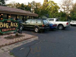 Big Al's Drive-in outside