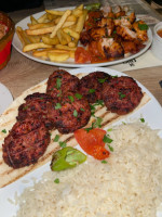 Ella Turkish Charcoal Grill food