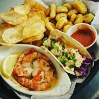 Huntington Street Grill food