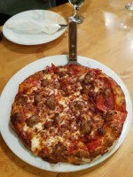 Toss (a Gourmet Pizzeria) food