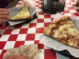 Carmelo's Pizzeria food