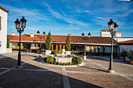 Las Corchuelas Hospes Caceres outside