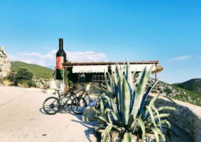 Wine Shop, Andričević outside