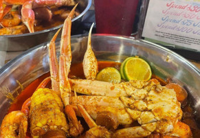 The Juicy Seafood food