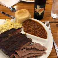 Spring Creek Barbeque food