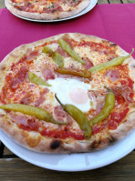 Glocke- -pizzeria-miscioscia Vincenzo food