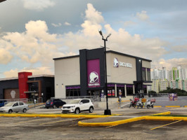 Taco Bell Centennial Mall outside