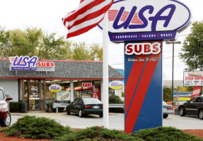 Usa Subs outside