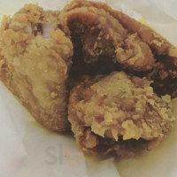 Arnold's Fried Chicken (yishun) food