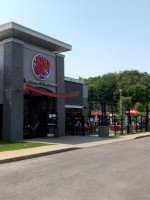 Boston Pizza QuÉbec outside