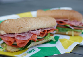 Subway #3732 food