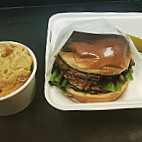 Leftys Taproom food