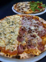 Restaurante e Pizzaria Arraial food