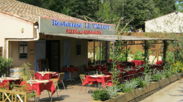 Le Vallon inside