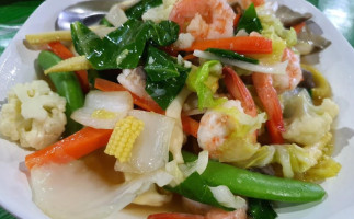 ร้านต้อยโภชนา food