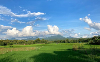 ร้านอาหารร่มไม้ชายคา menu