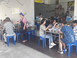 ก๋วยเตี๋ยวธัญรส บางแสน food