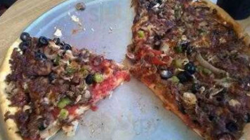 Tiny Tim's Pizza food