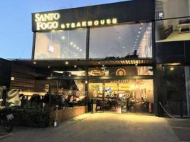 Santo Fogo Bauru inside