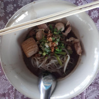 ก๋วยเตี๋ยวตั๊วหนิ food