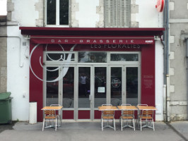 Bar Restaurant Les Floralies inside