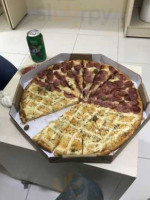 Disk Pizza Tio Leo food