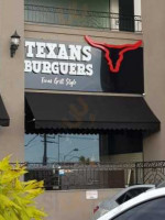 Texans Burguers outside