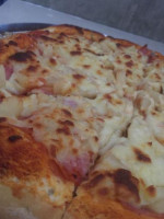 Bambino's Pizza food