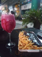 Niteroi Beach Pub food