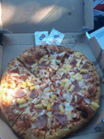 Domino's Pizza food