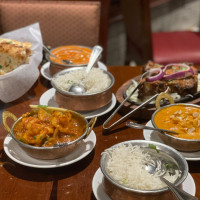 Tandoori Palace food