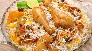 Dil Raj Indian Takeaway food