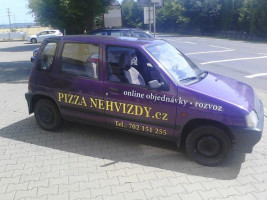 Pizzagourmet outside