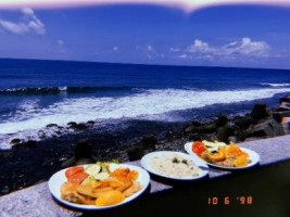 Calhaus Beach food