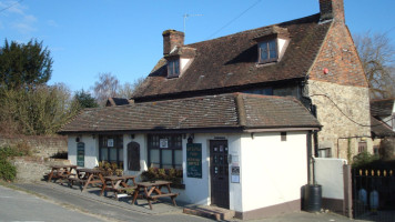 The Wheatsheaf outside