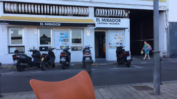 El Mirador outside