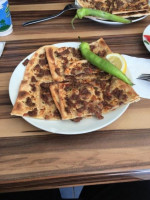 Sasmaz Mevlana Pide Kebap Salonu food