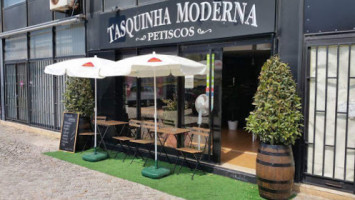 Tasquinha Moderna inside